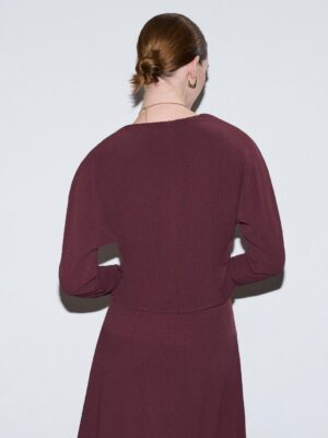 Burgundy Archive Architectural Wraparound Fluid Top